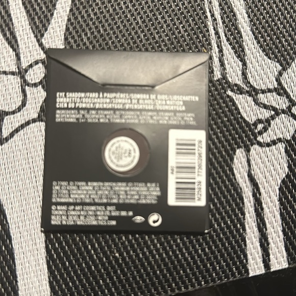 MAC EYE SHADOW (PRO PALETTE REFILL PAN), TILT, NIB - Picture 9 of 9